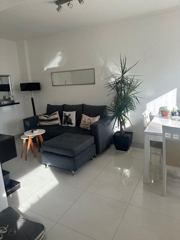 Departamento de 3 ambientes en edificio torre